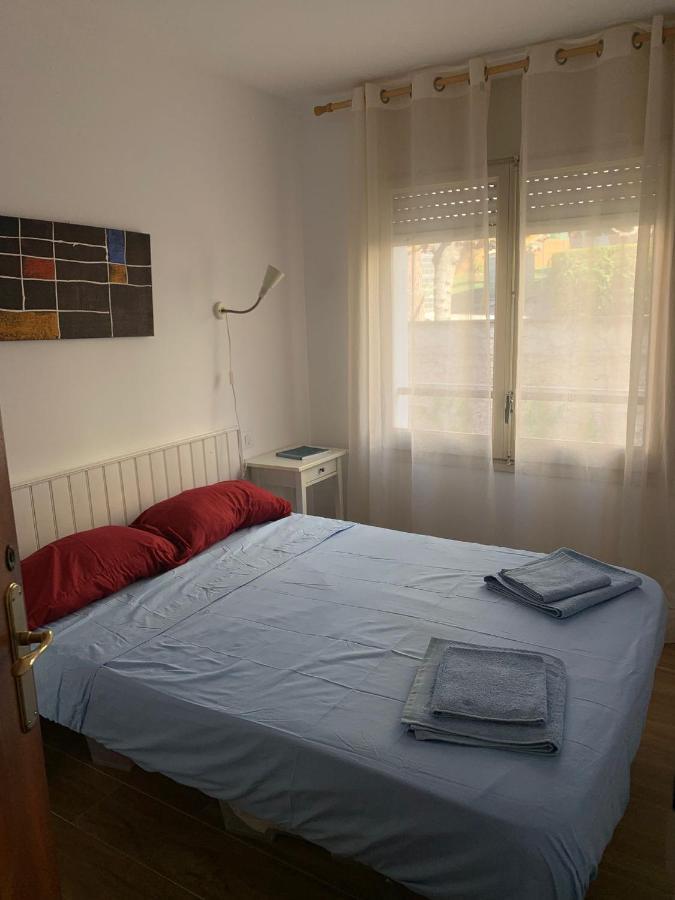 Cosy Apartment In L Escala, 7 Mins Walk To The Closest Beach, Riells L' Escala Εξωτερικό φωτογραφία